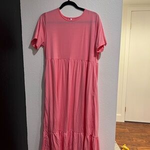 Elegant Pink Maxi Dress